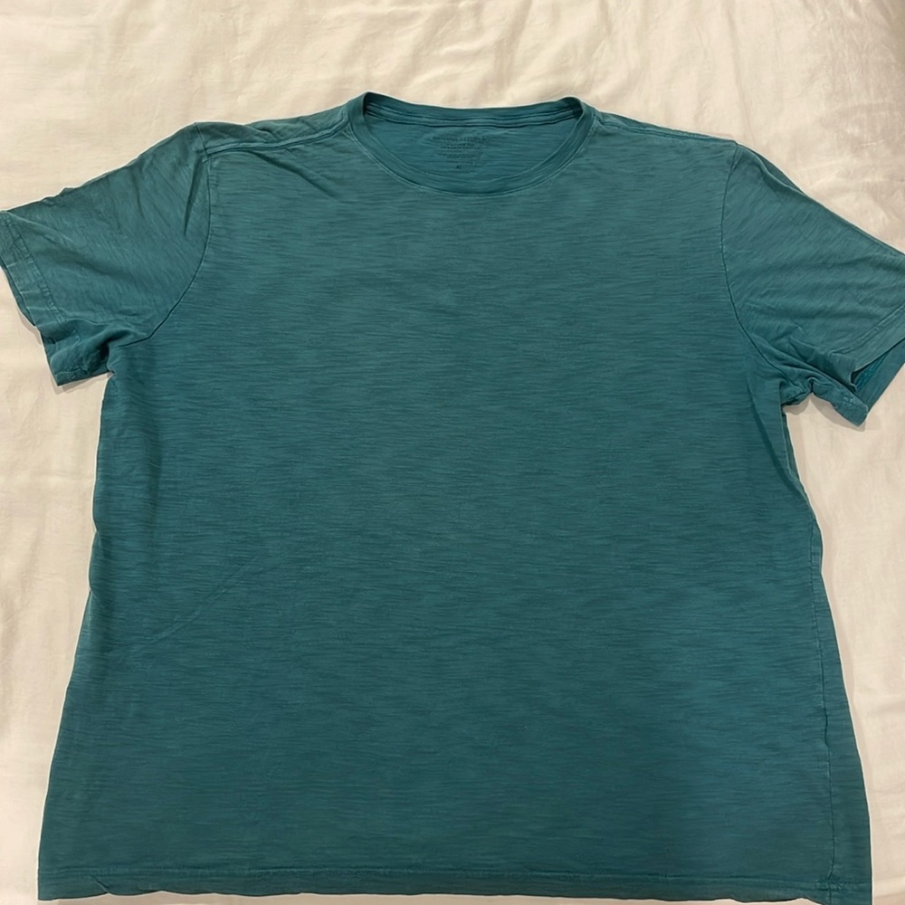 Banana Republic Organic Cotton Tee - XL